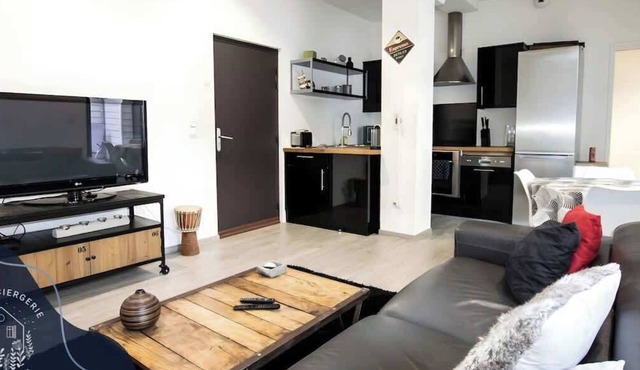 La terrasse, proche des places 2 chambres