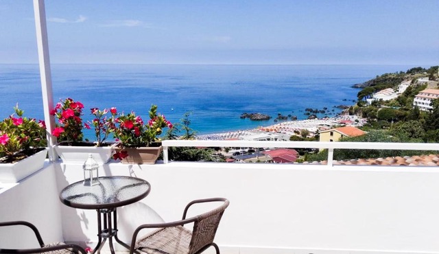 LA TERRAZZA stella del mare in Scalea