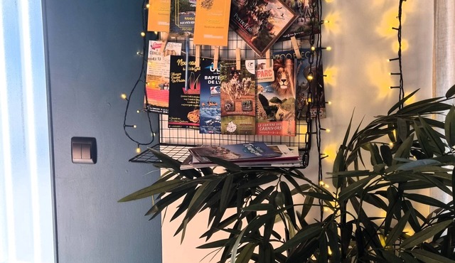 La Tiny, Proche Lac et Forêt