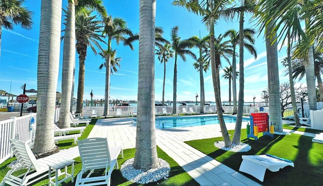 La Tortuga Historic Downtown Pass A Grille St Pete Beach 5