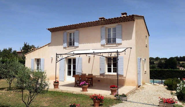 La Tour d'Aigues : rental with private pool for vacation in Luberon.