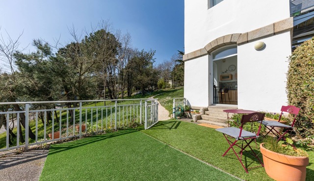 La Tour du Castel Beach - 200m de la plage