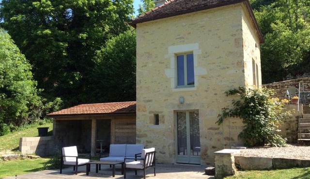 La Tour, Flavigny sur Ozerain