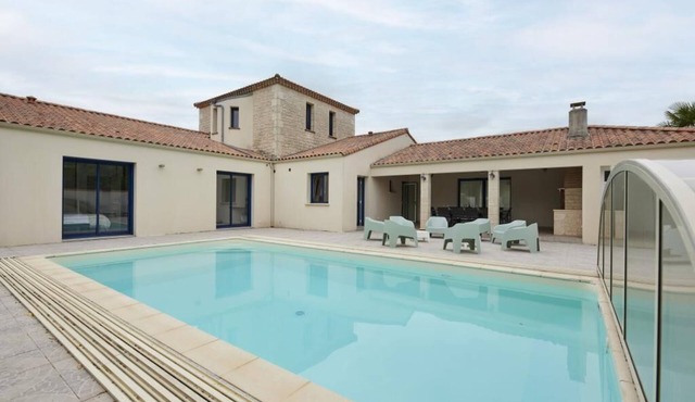 La Tour Maréchal - Exceptional gîte with swimming pool