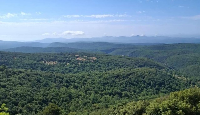 La tourdre with terrace and panoramic view