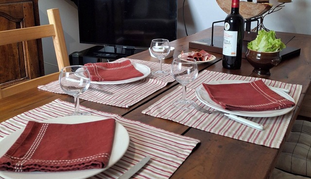 La Tramolière, accommodation in a green setting