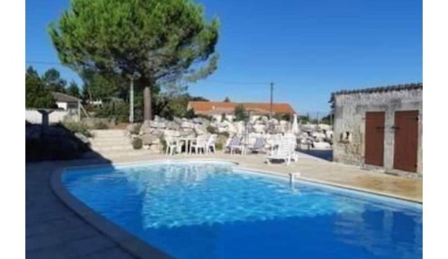 "La Tranquillité au Cœur de la Grande Champagne"