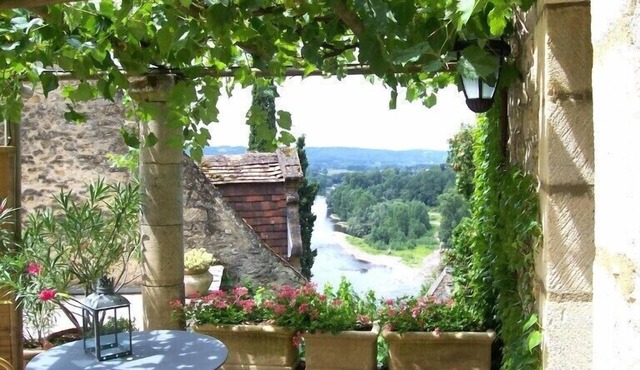 La Treille: a charming house in the heart of Biarritz.