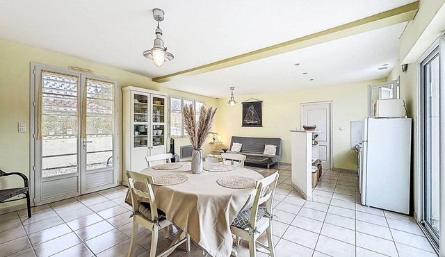 La Vague Abonde by Interhome