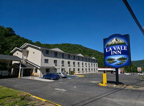 La Vale Inn Cumberland Area