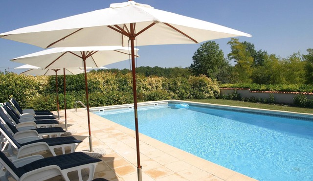 La Vallée - Private Heated Pool, Spa, Sauna & wood fired Pizza Oven