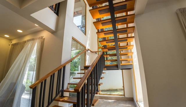 La Vega Villa With Private Pool and BBQ