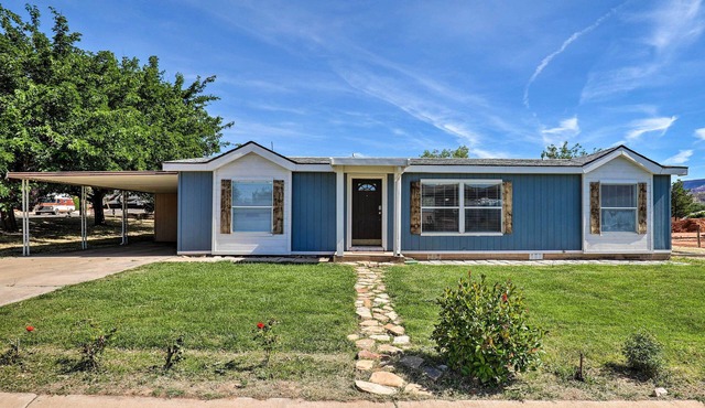 La Verkin Home w/Yard, Covered Patio & Grill