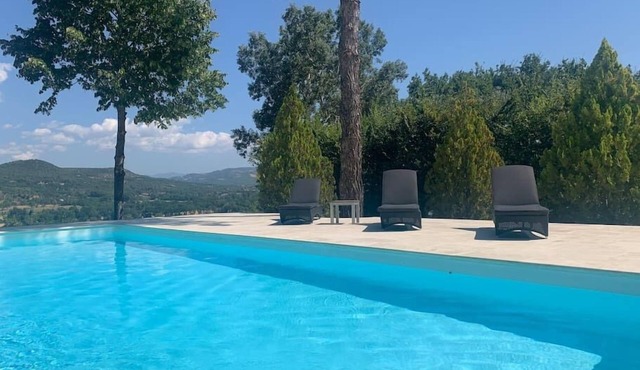 LA Villa DU Defens "La Totale !"