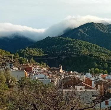 La Viajera Espadan