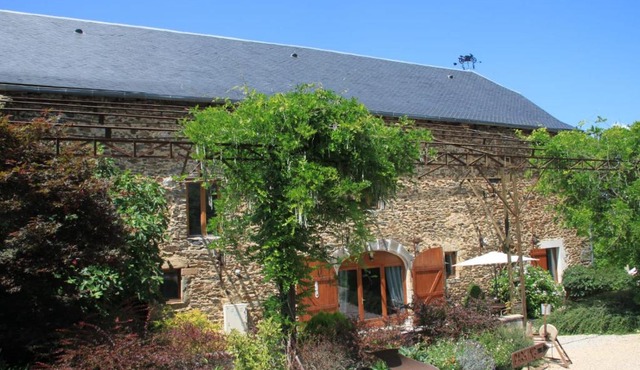 La Vieille Grange avec piscine et jardin