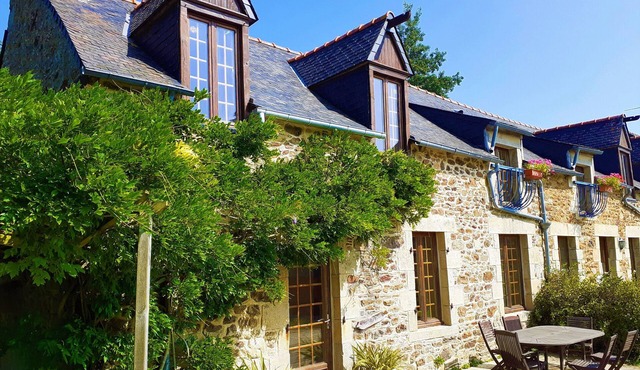 La Vielle Ferme - Gîte 6 Personne Avec Piscine