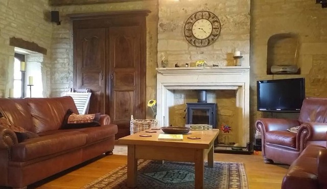 La Vigne - pretty stone and wood house, in the countryside