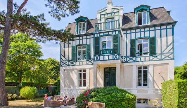 La Villa Chloé - Proche Plage - Face Au Royal - Deauville