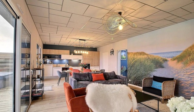 La Villa de Pen ar Menez - 6 pers house with private spa - near beaches