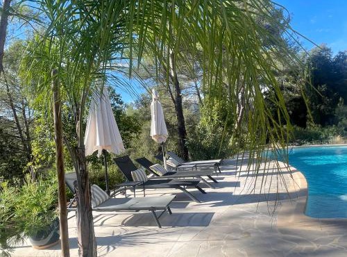 La villa des Carriers- maison avec piscine proche mer