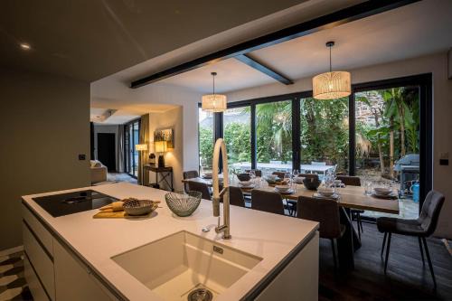 La villa du port perros guirec piscine billard