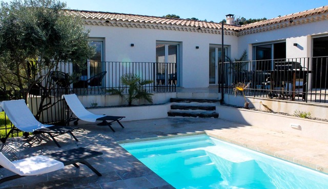 La villa haute - holiday home in Provence
