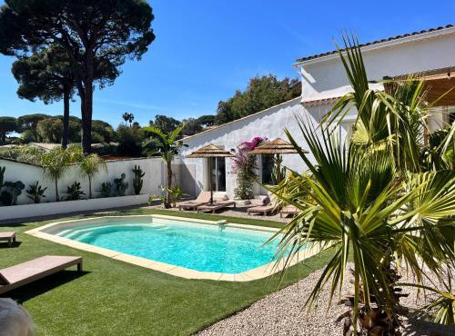 La Villa les lauriers, 150 m de la mer, Grimaud, golfe de St Tropez