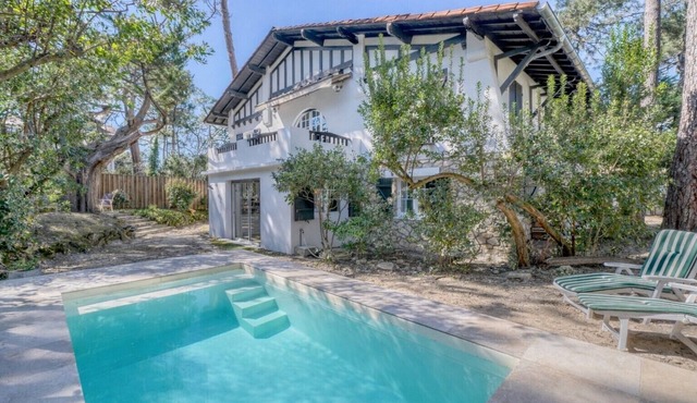 La Villa Pylataise – 6 people, swimming pool