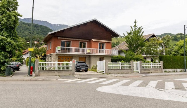 LA VILLA ROUGE - ALBERTVILLE