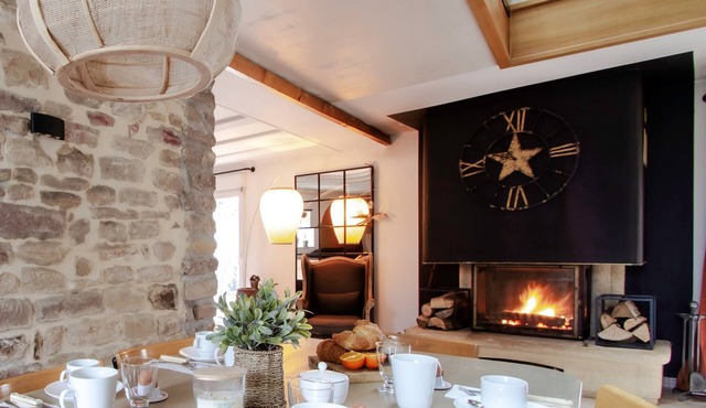 La VillaManogie, cosy country house, sleeps 14