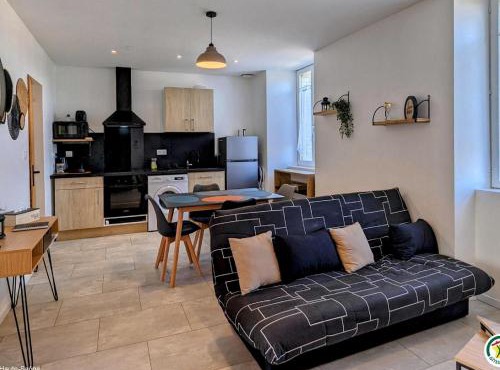 La ville à la campagne - Appartement rénové à Héricourt - FR-1-583-490