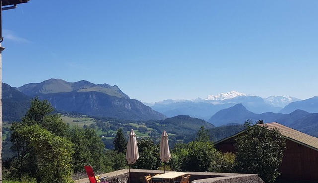 La Villiaz" farm! Exceptional view of Mont Blanc.