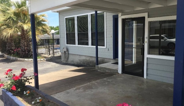 La Vista Motel