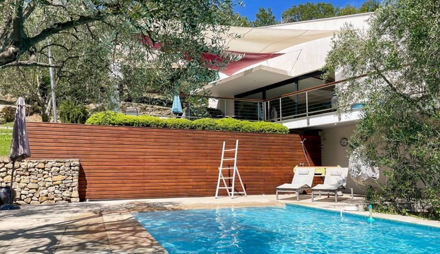 La Voile De Soleil - Two Bedroom Villa, Sleeps 4