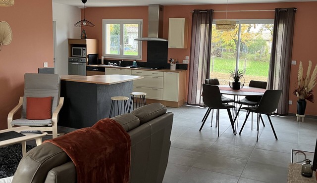 La Vrémontoise Maison Chaleureuse au sud de la Bourgogne sur la Route des Vins