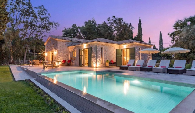 Laalu Villa with Private Pool & Garden – Astarte