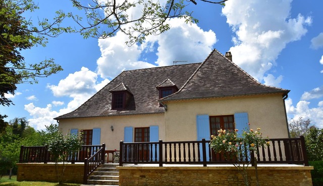 Labardamier Garden Home