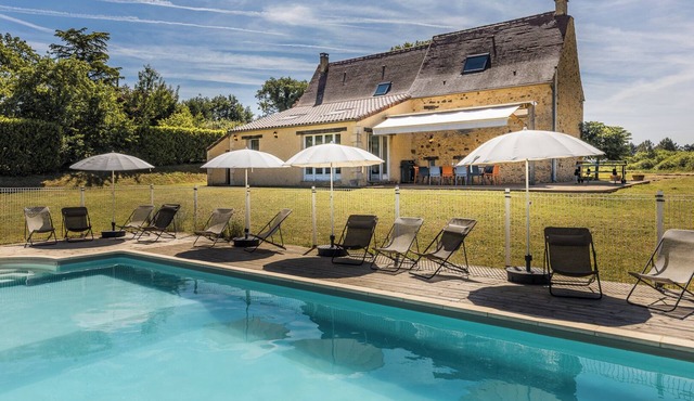 Labelle very private holiday home with its own private pool