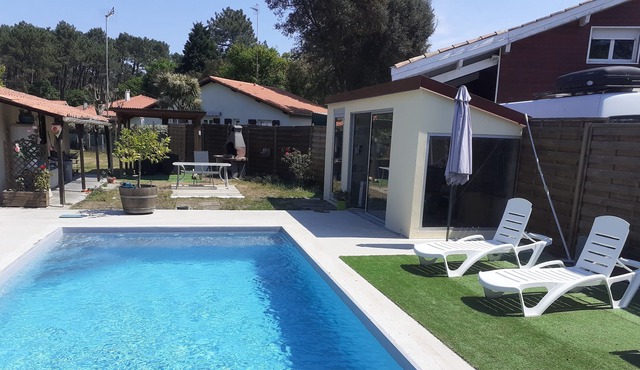 LABENNE south Landes, private pool. Ideal surf or rest Internet