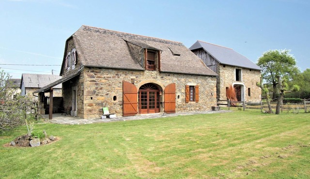 LABES - ASSON - Gîte