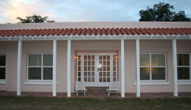 Labyrinth Retreat in Truth or Consequences Cozy and Comfortable Home for 4!