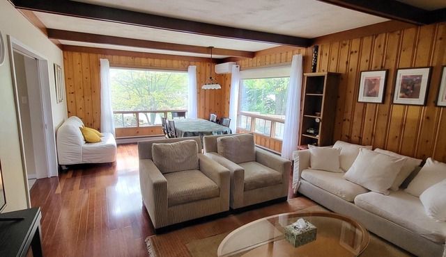 Lac Brome Double Room Suite with Lakeview Living Room (CITQ # 133781)