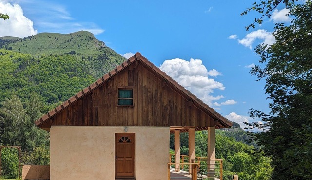 Lac du Sautet (38). Vacation home - close to the Ecrins park.