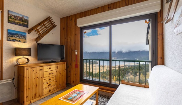 Lac et Montagne - Vue sur le lac de Matemale