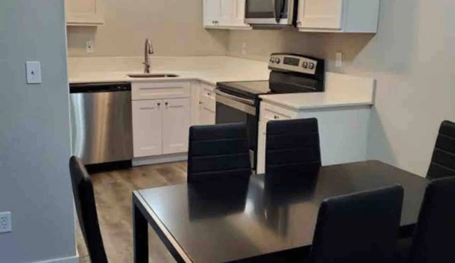 Lacey central 2B/1B apartment in heart of Lacey