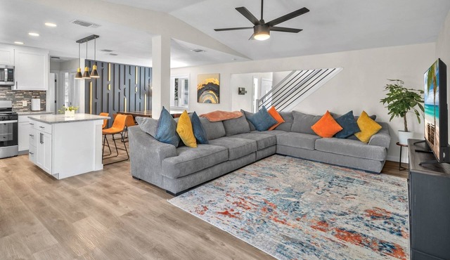 Lackland AFB Luxury - Sleeps 15 · Games · Big Yard
