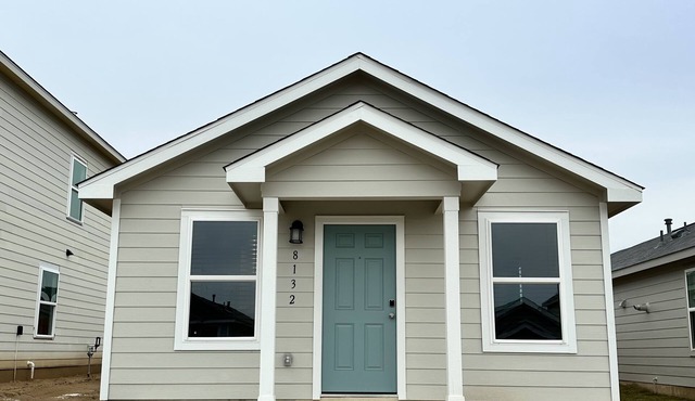 Lackland-area new cozy 2 bedroom home