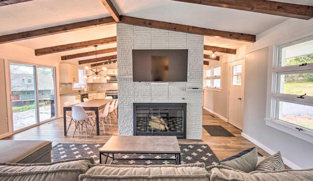 Laconia Hideaway Less Than 2 Miles to Lake Winnipesaukee!