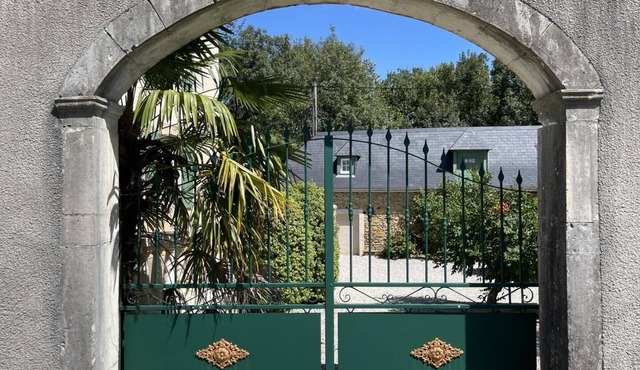 Lacoste - Laroin - Gîte